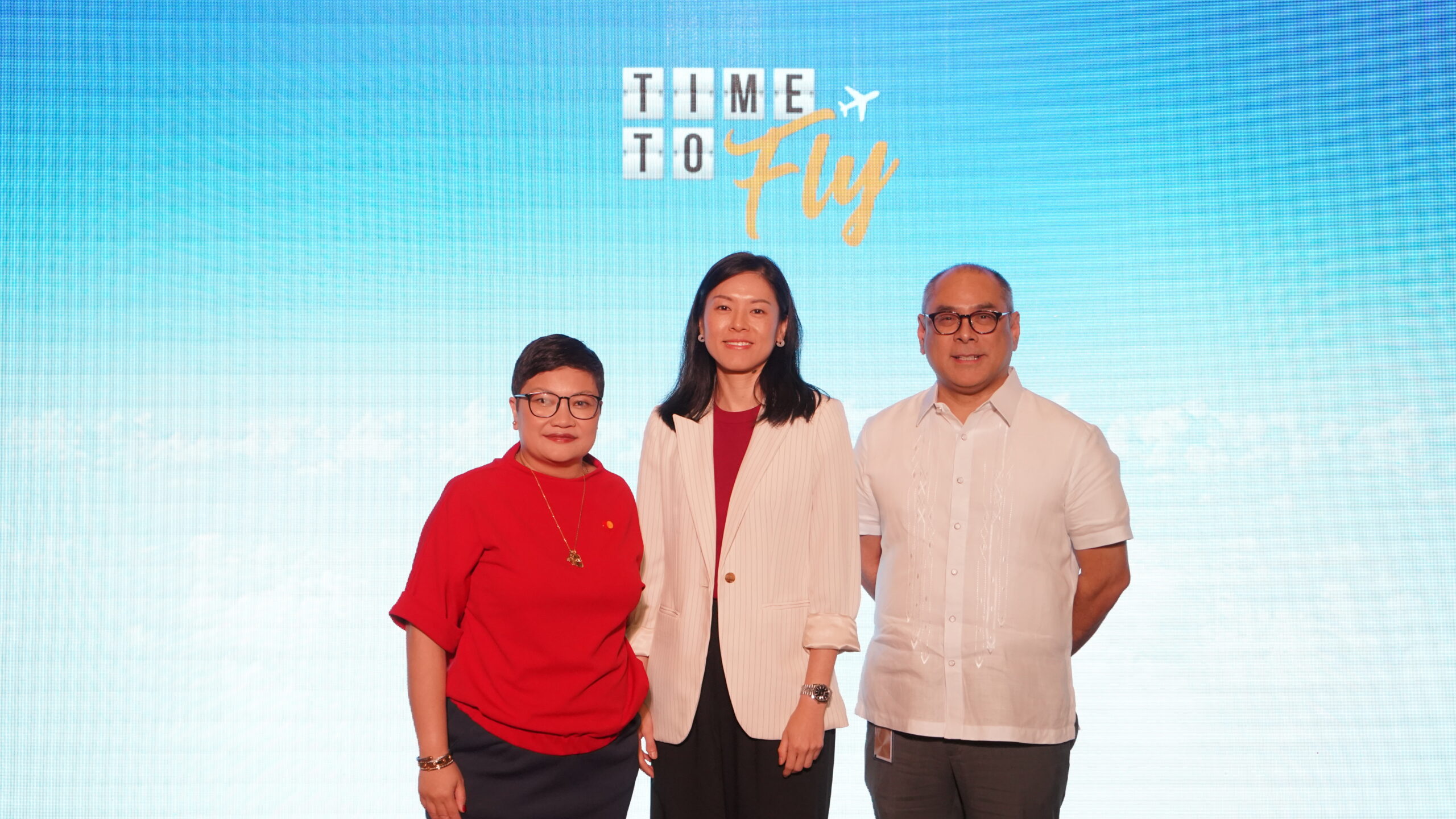 Your Next Trip Abroad Could Cost Less Thanks to This Travel Fair 5 From left to right) Grace Gloria, Business Development Manager, Mastercard Philippines; Liwei Tai, General Manager of Singapore Airlines Philippines; and Christopher Paraiso, Vice President of Business Development at Mastercard Philippines, reaffirm their commitment to making air travel more accessible to Filipino travelers