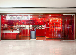 Home 6 borntostandout store outside