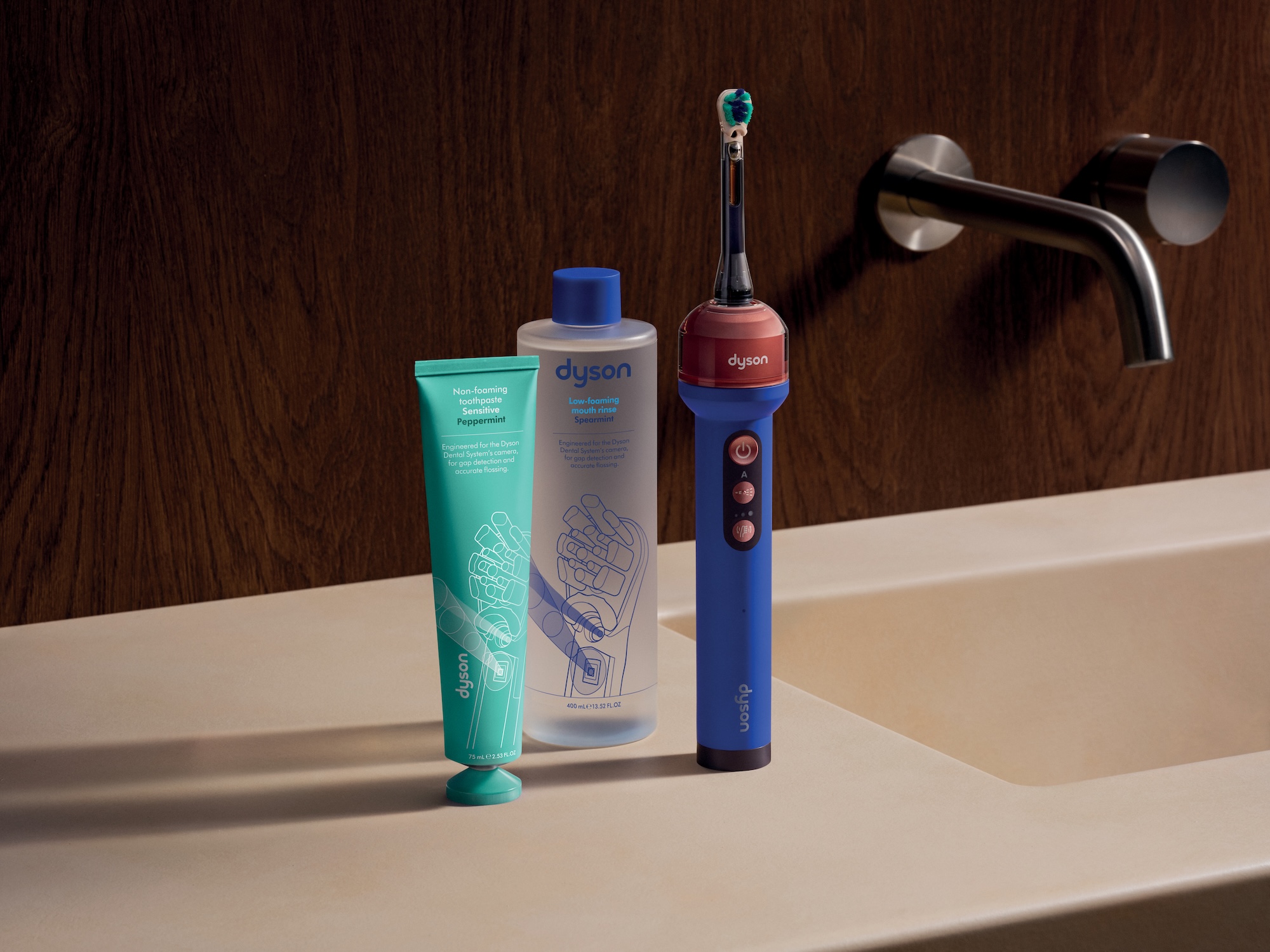 Dyson Releases Toothbrush Equipped With a Camera and a Jet for Precise Teeth-Cleaning 5 Dyson CameraJet Toothbrush