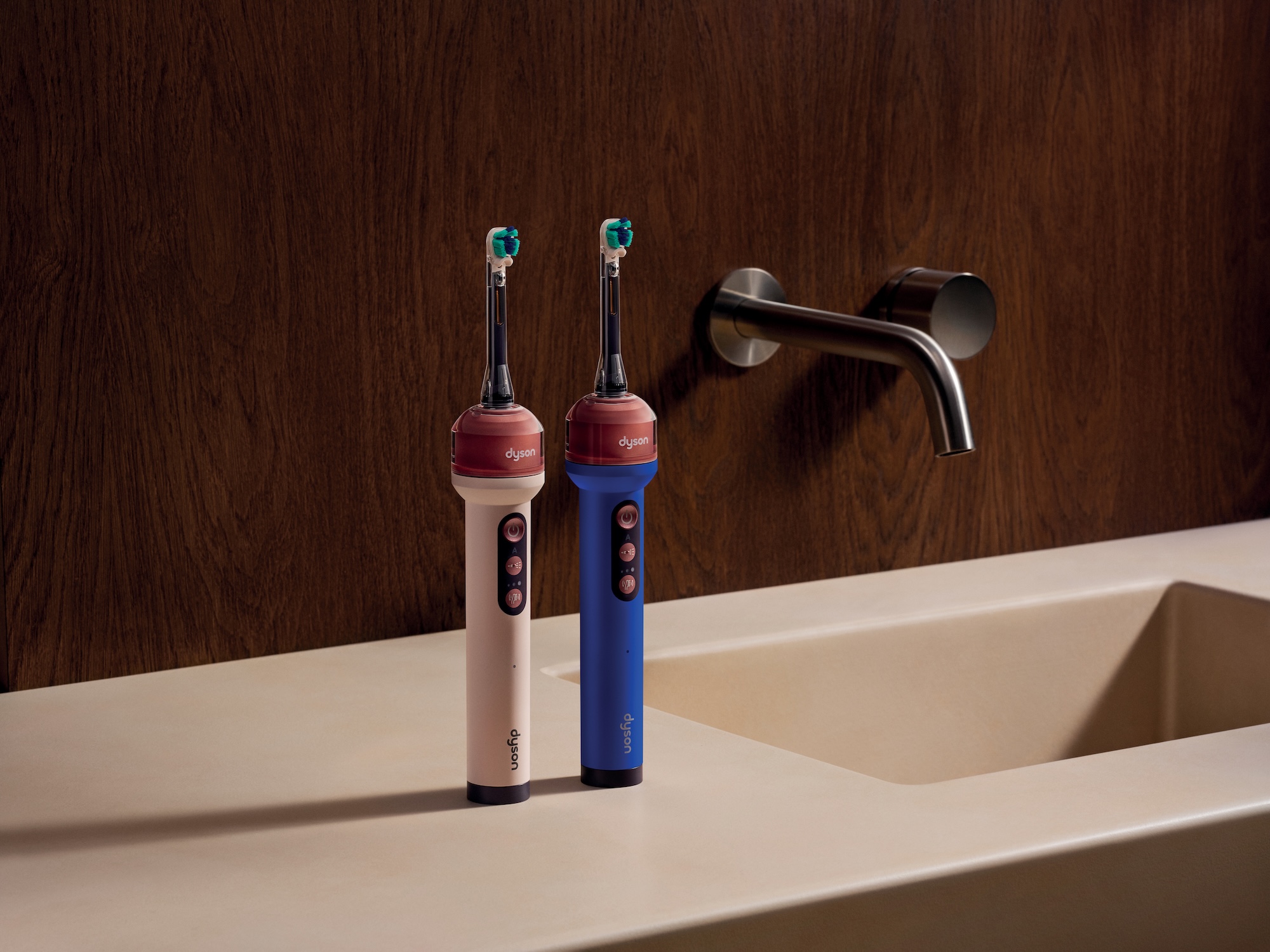 Dyson Releases Toothbrush Equipped With a Camera and a Jet for Precise Teeth-Cleaning 3 Dyson CameraJet Toothbrush