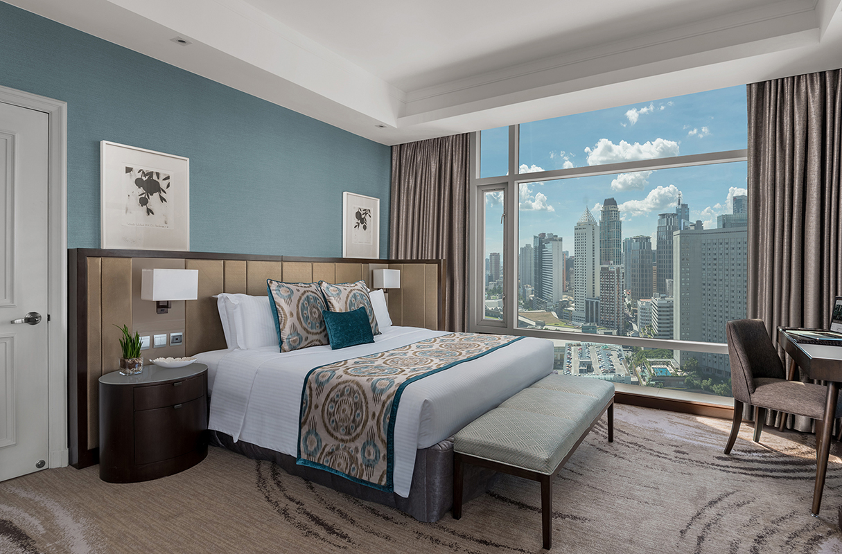 2 Philippine Properties Recognized at the World Travel Awards 2026 4 Ascott Makati 3 Bedroom Executive Master Bedroom